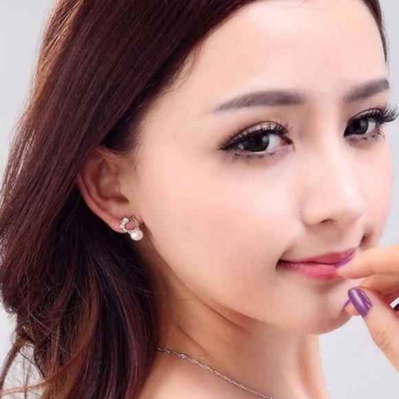 NEW 925 Sterling Silver Hello Kitty Pearl Earrings - Picture 3 of 3